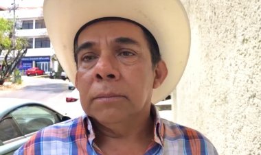 Fuego ha consumido hasta 60 invernaderos