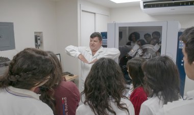 Hay programa para acercar  la ciencia a los estudiantes