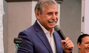 Urióstegui urge a firma de convenio con la CFE