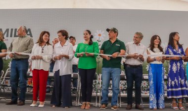 El DIF Cuernavaca y el alcalde Urióstegui, presentes en Feria de las Familias 2025