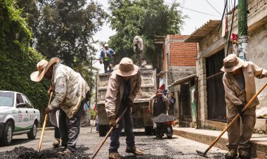 Intensifican programa de bacheo  ante inicio de lluvias en la capital