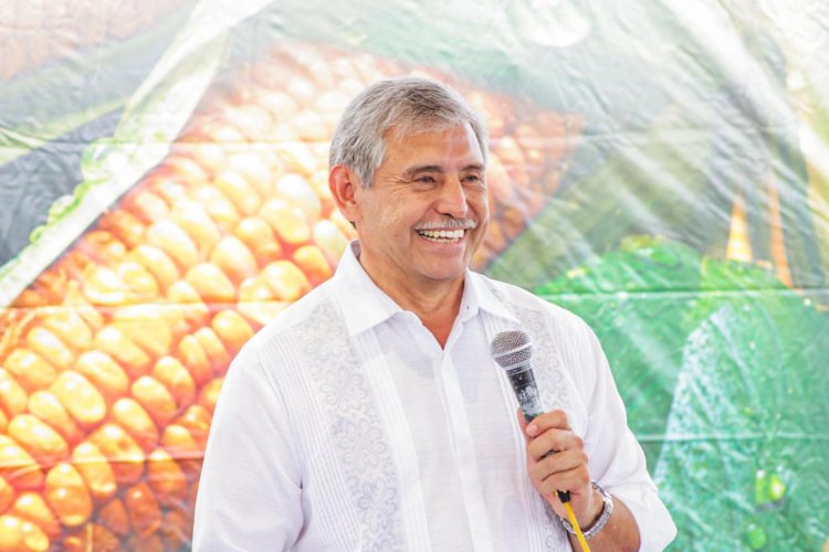 En Cuernavaca se fortalece al agro con insumos agrícolas