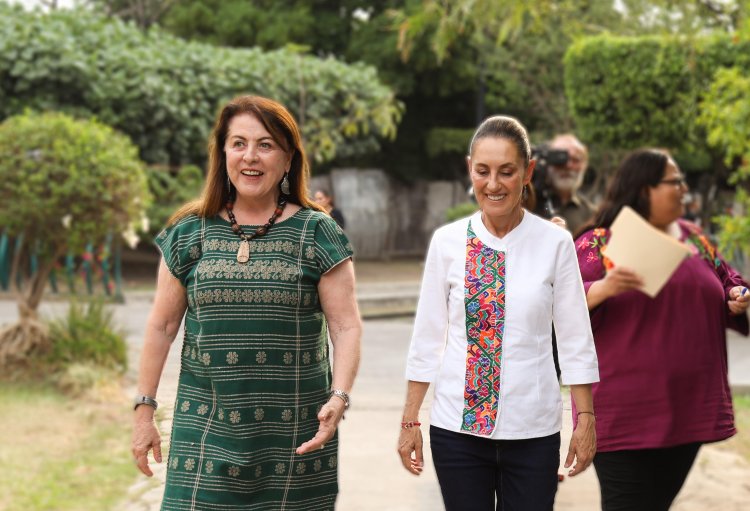 Quedaron conformadas primeros  comités de Tejedoras de la Patria