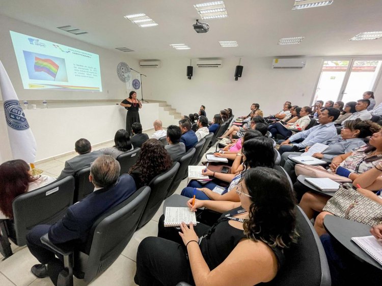 Ordena el fiscal a su personal mayor cercanía con la gente