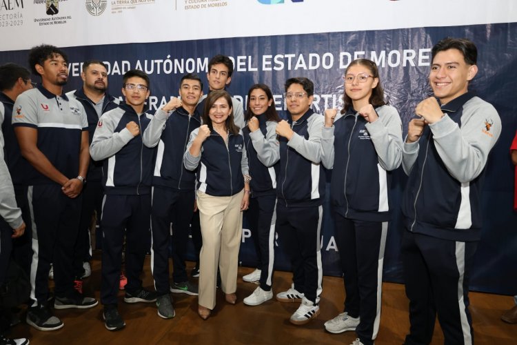 Se abanderó a la delegación de la UAEM para la Universiada Nacional