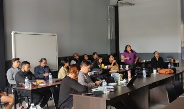 Presentan avances de labor  doctorantes de arquitectura