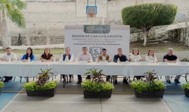 Reafirma Santos Tavarez compromiso con la gente en cabildo abierto