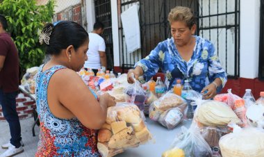 En Jojutla, familias de la Constitución  del 57 reciben despensas a bajo costo