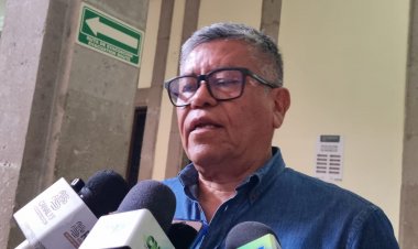 Ahora van en contra de  taxis que son colectivos