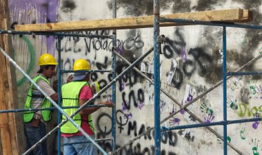Rehabilita el Ejecutivo  barda en la Catedral