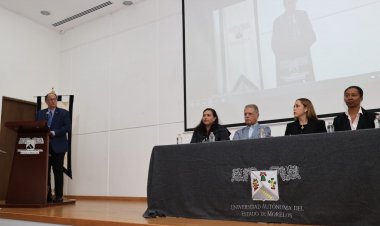 "¿Dónde vas a trabajar cuando termines  tu posgrado?", conferencias en la UAEM