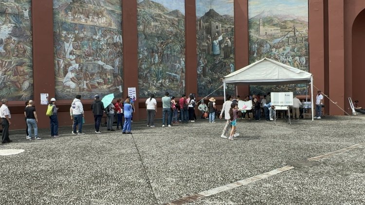 En cinco casillas especiales foráneos pudieron sufragar