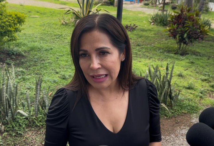 Frutos en la capital por política hacia las mujeres