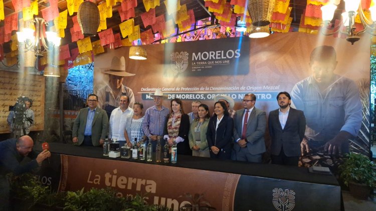 Informa gobernadora de denominación de origen al mezcal morelense