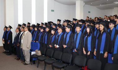 Se gradúa nueva generación de ingenierías Industrial y Mecánica