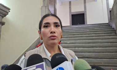 Los egresados universitarios buscan copiosamente empleo