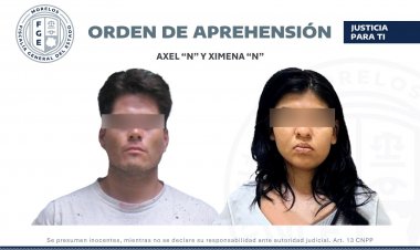 De forma violenta, esta pareja  se robó un taxi de plataforma