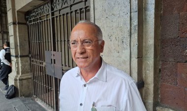 Zapata sale caro; 2mdp por mover su estatua al Zócalo