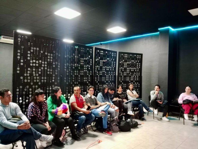 Se inició curso sobre  periodismo científico