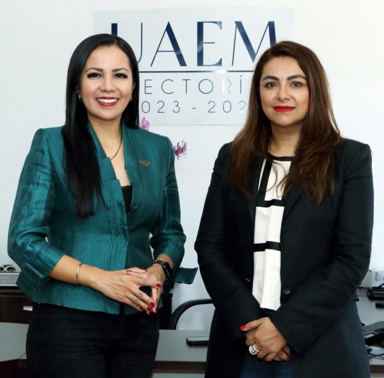 Integra Radio UAEM mesa directiva de la RED México