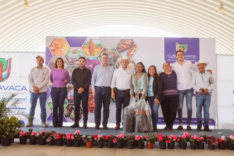Gobierno de Cuernavaca cuadruplicó  su apoyo a productores ornamentales