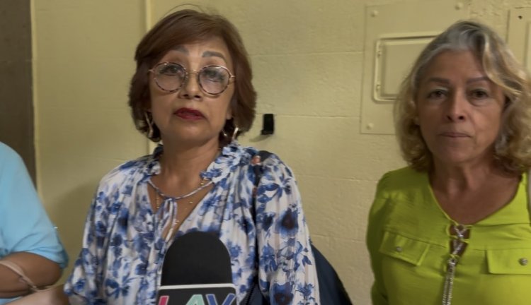 Amagan con bloqueos vecinos de una exmina