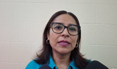 Se guardan en su casa paisanos por redadas