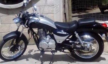 Capturada, Brenda; traía  una motocicleta alterada