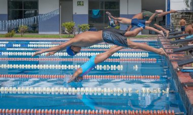 Nadador tlahuica de 13 años va  a la Paralimpiada Nacional 2025