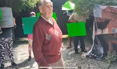 Se alzan los comuneros  contra Noroña en Tepoz