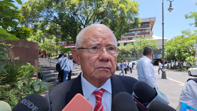 Niega Juan Salgado que va a renunciar a su Secretaría
