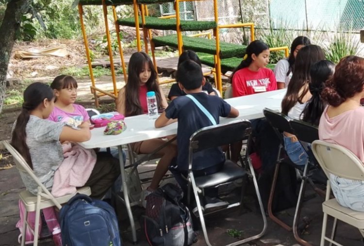 Gobierno estatal promueve perspectiva  de género entre juventud de Yautepec