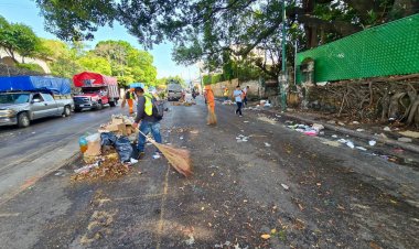 Limpian avenida Zapata  tras feria de Tlaltenango