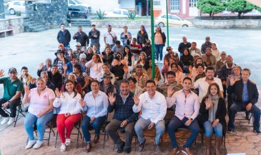 Con "Visión Diferente", SEDIF sigue  dando apoyo con lentes a mayores