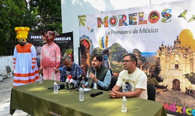 Se promueve la tradición de las mojigangas en Zacualpan