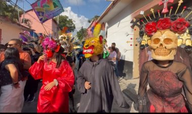 Más de 40 mil celebran la mojiganga en Zacualpan
