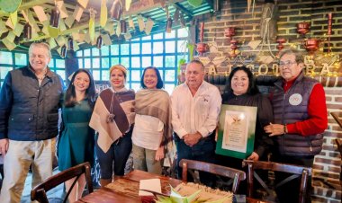 Honra gobierno de Morelos a productores del maíz nativo