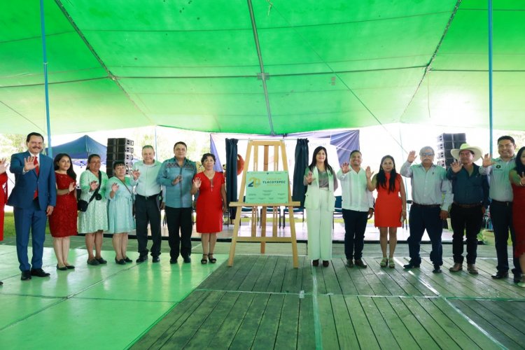 Celebró Cobaem aniversario No. 20 del Emsad Tlacotepec