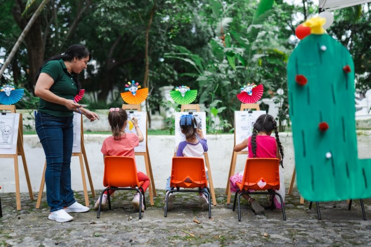 Fomenta Sedif la cultura de amor a la patria entre niños