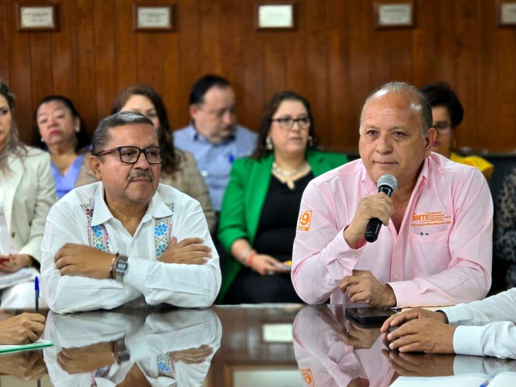 Se sientan IEBEM y SNTE por pago pendiente a profesores