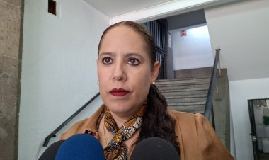 Fijan hasta finales de año prohibir celulares en aulas