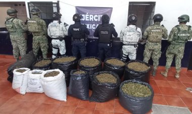 Aseguraron camioneta robada en  Edomex, cargada con marihuana