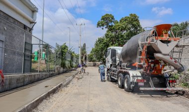Construcción de acceso al hospital de Jiutepec avanza