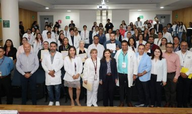 Mayor capacitación en salud con clausura de diplomados