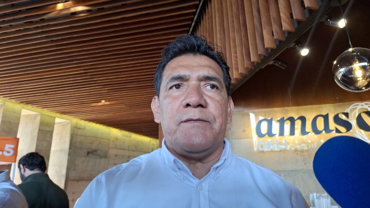 En fila, 30 parejas esperan aprobación de adopción
