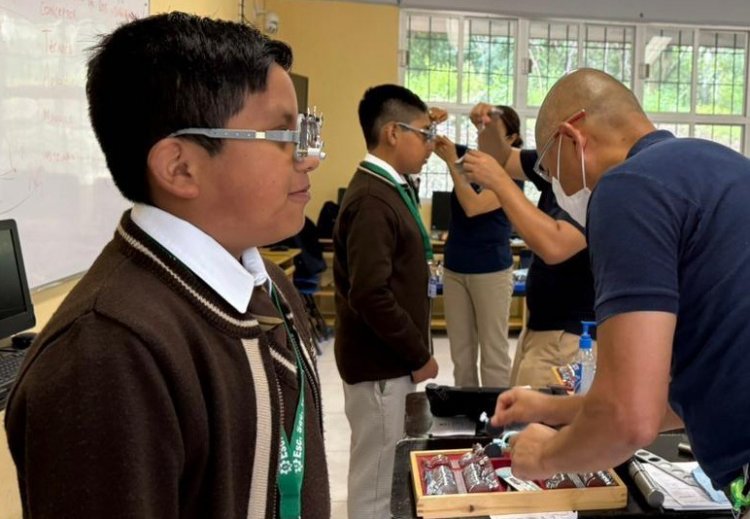 Se fortalece bienestar visual  de estudiantes en región Ote.