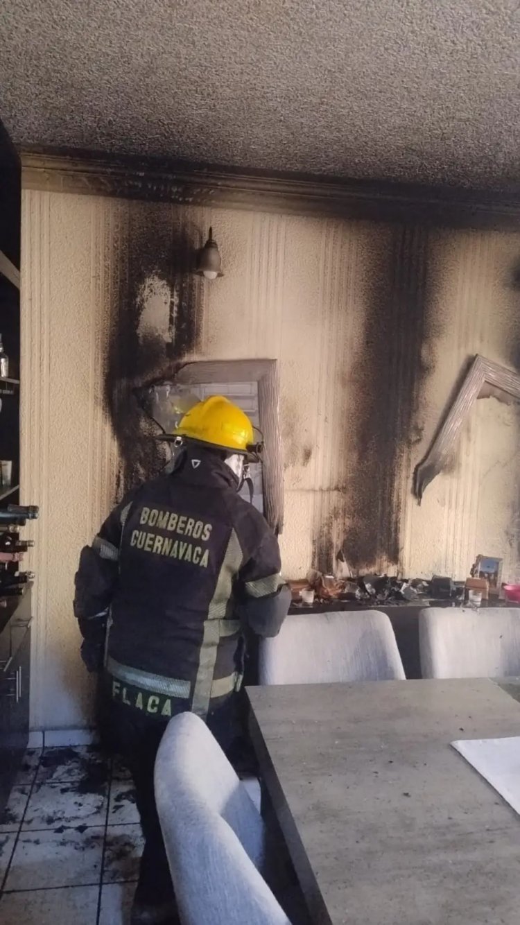 Envuelta en llamas, casa en  colonia capitalina, Tulipanes