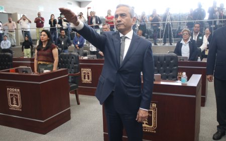 Dan espaldarazo abogados  a Fernando Blumenkron E.