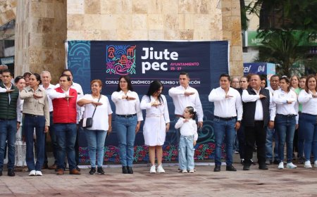 Eder Rodríguez encabezó honores por la Revolución