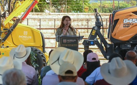 Con entrega de maquinaria agrícola se apuntala al agro